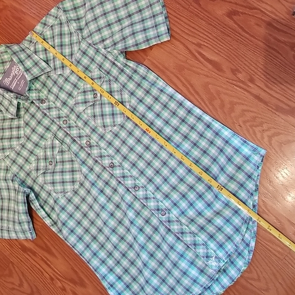 Wrangler 20X competition snap down shirt small - Picture 3 of 5